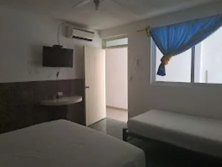 Albergue Emotion Avenida & Tulum